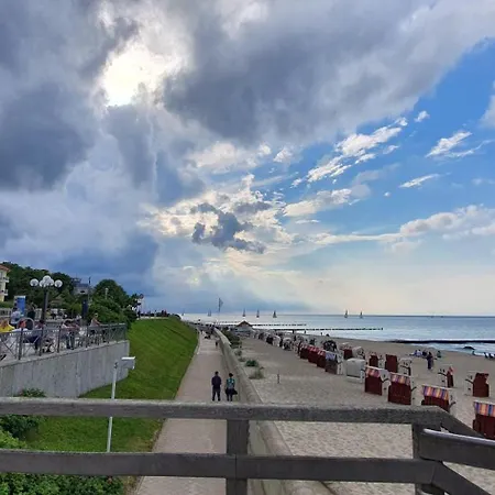 Kleinis Bei Ostseebad Kuehlungsborn * Hohen Niendorf